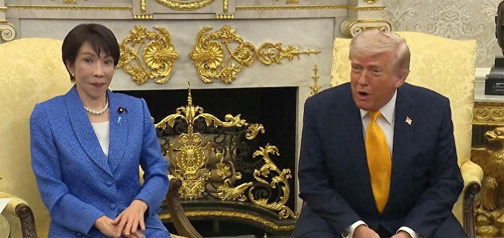 与特朗普聊完了，高市笑容已消失，美国通告日本：中方反制还没完

日本首相高市早苗