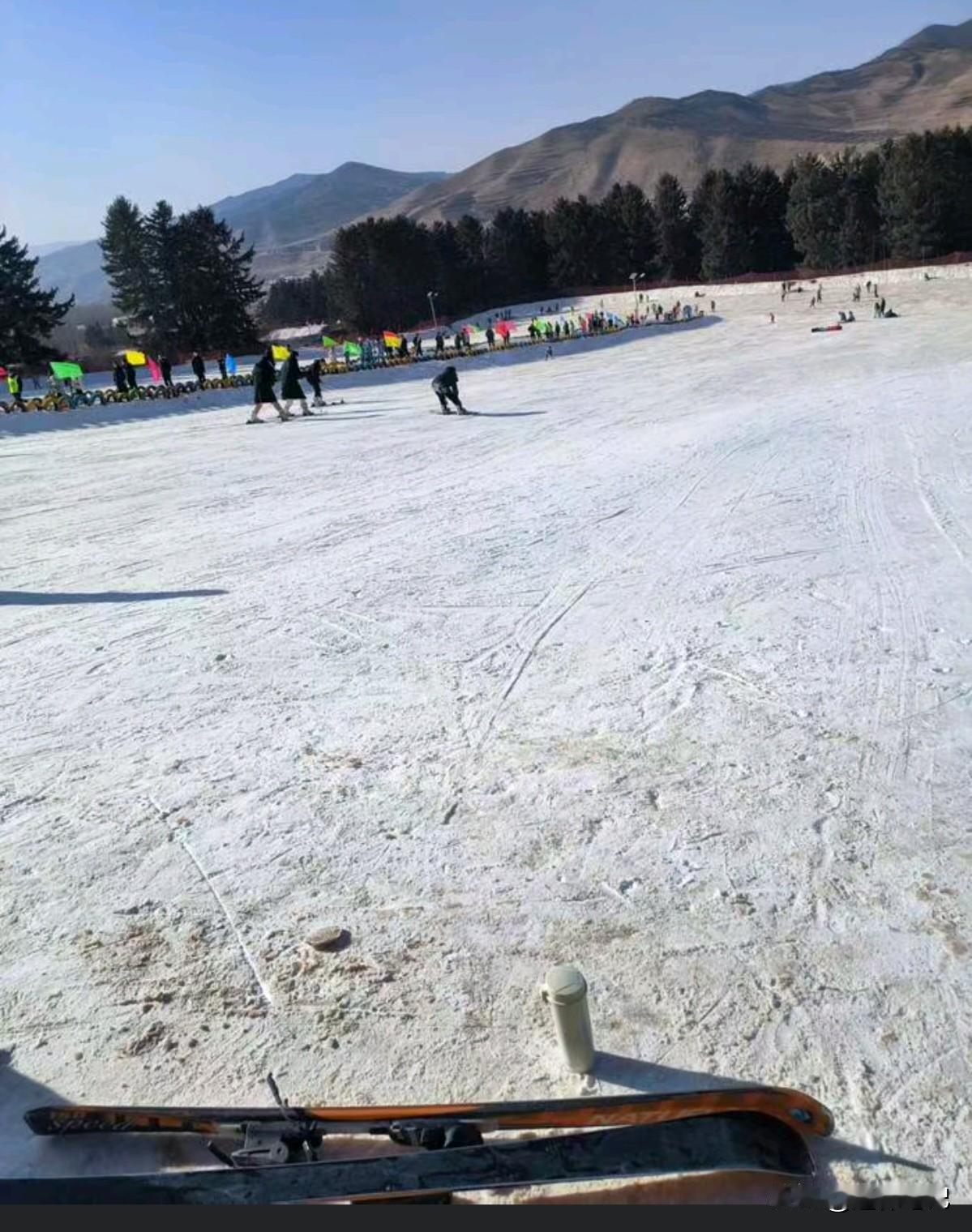 晒图笔记大赛最近进入到寒冬的季节，我认为这是一个滑雪的好天气，所以很多小伙伴都约