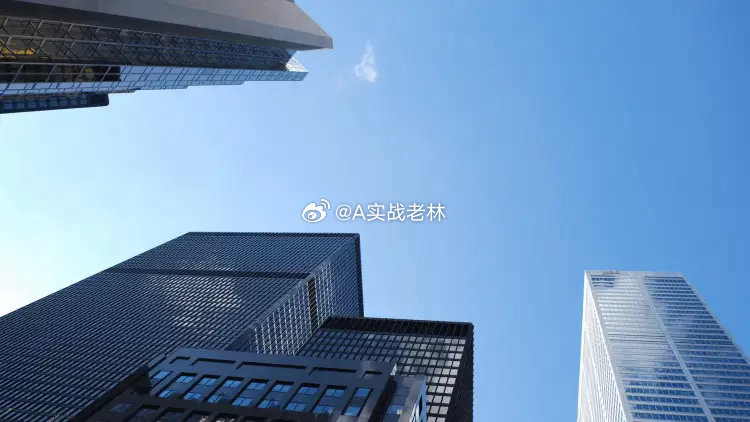 《股市早评》一、财经消息1、美股三大指数集体收涨 ，中国金龙指数涨近1% ，国际