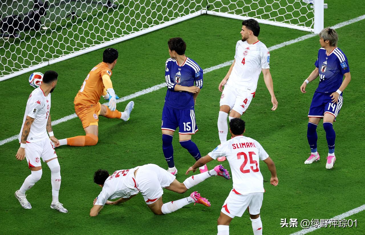 千场之战，日本队4:0横扫突尼斯书写历史，领衔亚洲绝地反击。世界杯
号称“死亡之
