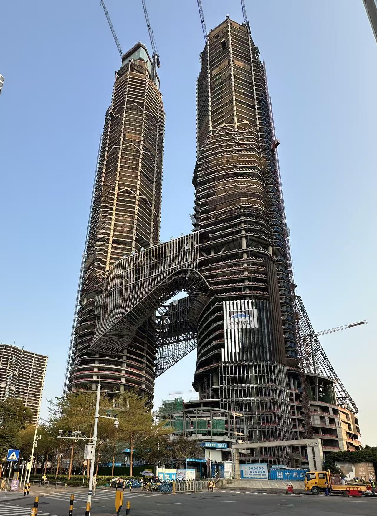 发现没？深圳外贸就是牛你不服不行呀！中国外贸货物进出口和出口第一城可不是吹出来的