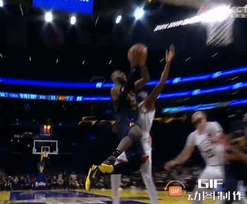 詹姆斯又摊手了[捂脸]，不是已经给犯规了吗？他想要什么？
@NBA #NBA##