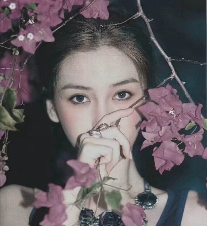 angelababy angelababy 一万份的欢喜，每一份都与你有关，世界