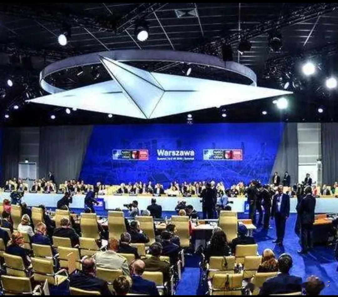 北约东扩，成为威胁俄罗斯国防安全的火药桶，也是严重影响世界和平的最大的不稳定因素