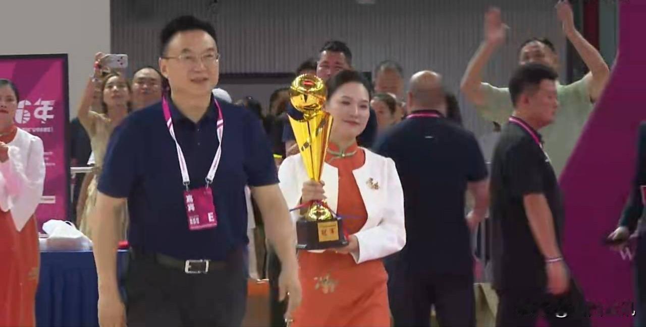 四川远达美乐女篮夺得2026年女篮锦标赛冠军，山东赤水河酒女篮获得亚军。美中不足