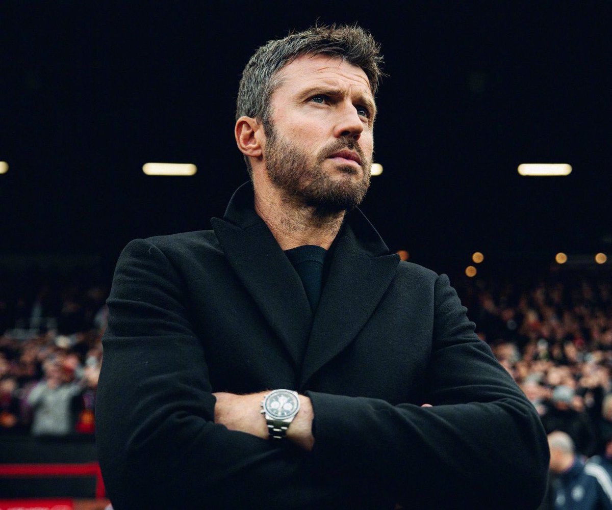 📢 最新消息：曼联在转会截止日预计不会有大动作。不过，有可能以租借方式签下一名