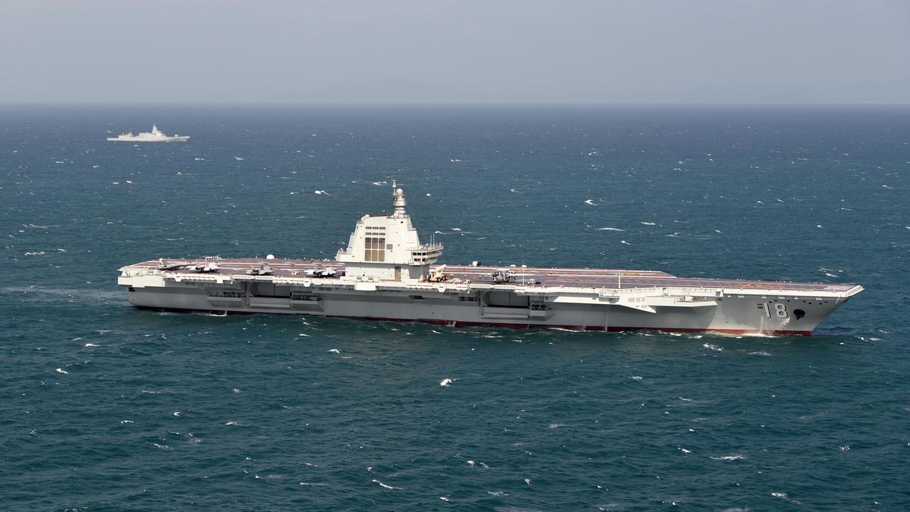 俄罗斯最近抛出个硬核判断：中国要是被卷进冲突，面对一群国家的联合施压，唯一能镇住