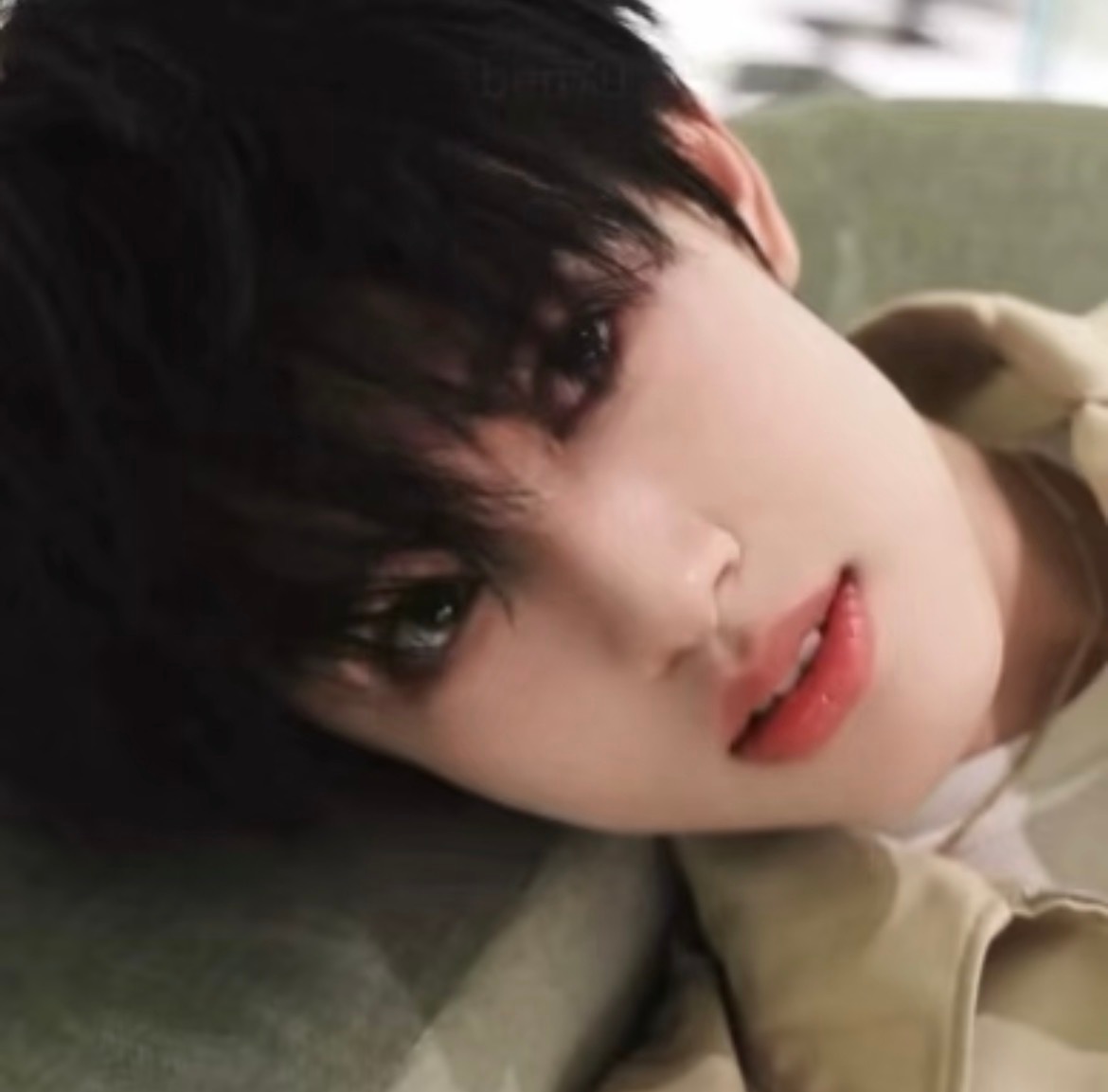 张极  🧡prada品牌大使张极 🧡张极一路向海的少年 0000知行善、学行