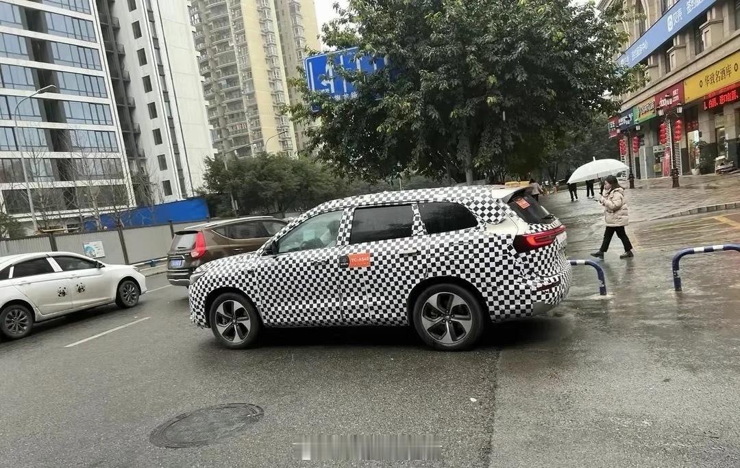 问界56789产品矩阵将补齐问界M6终于给问界家族补齐了产品矩阵，话说年后也应该