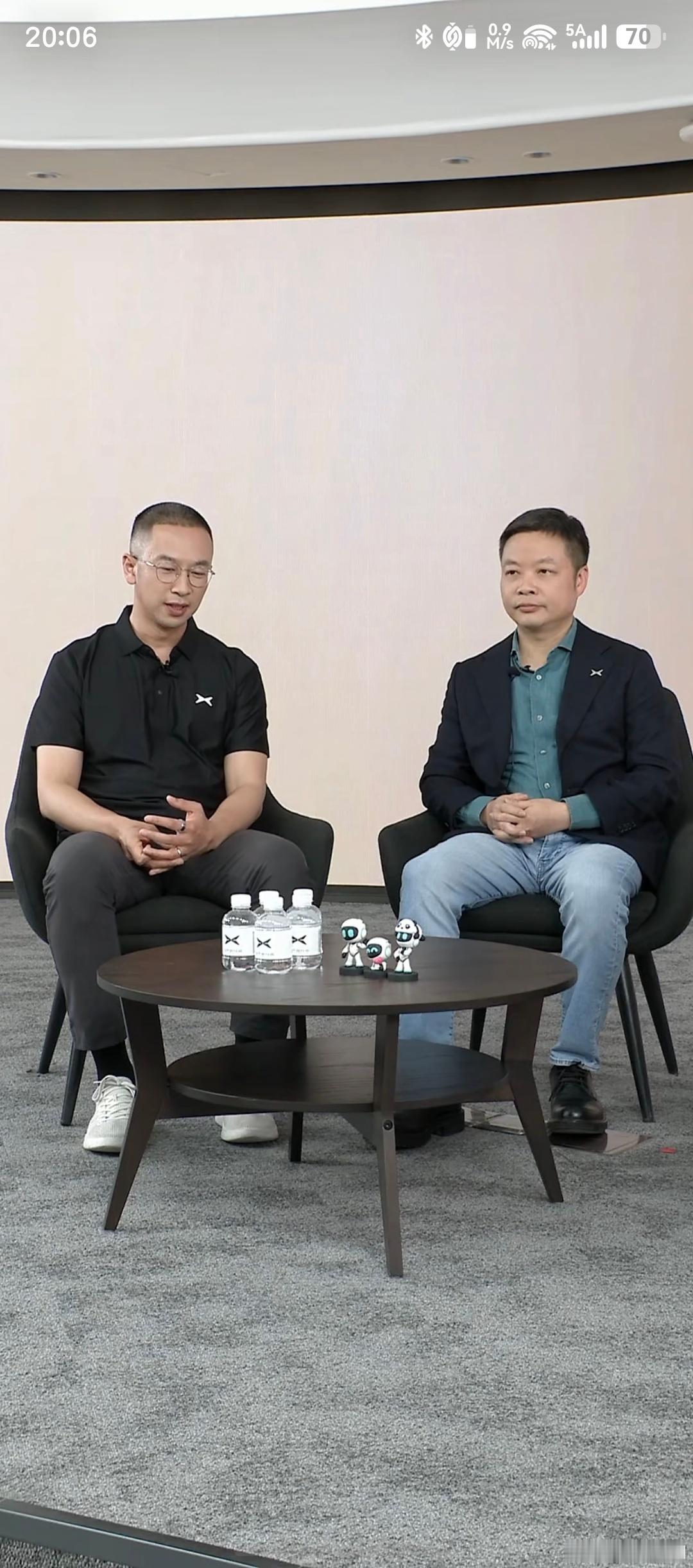 咱就是说作为小鹏车主，今天的这个问答式发布会直接把智驾卷到天花板了！先是给 Ma