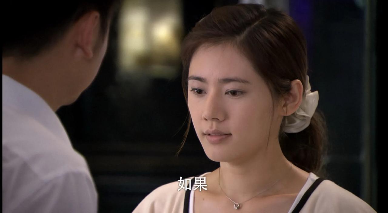 他真可怕。
品如问林奕德如果艾莉跟别的男人在一起，他会怎么办，结果林奕德说他会把