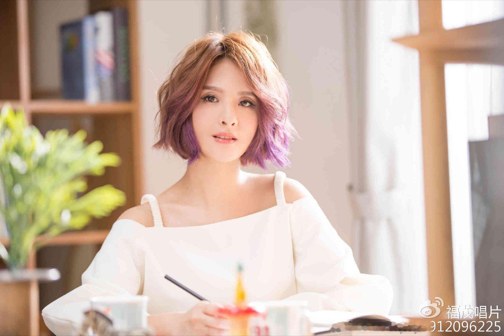 2025年节目预告：2025年12月31号2025年湖南卫视跨年演唱会特邀嘉宾：