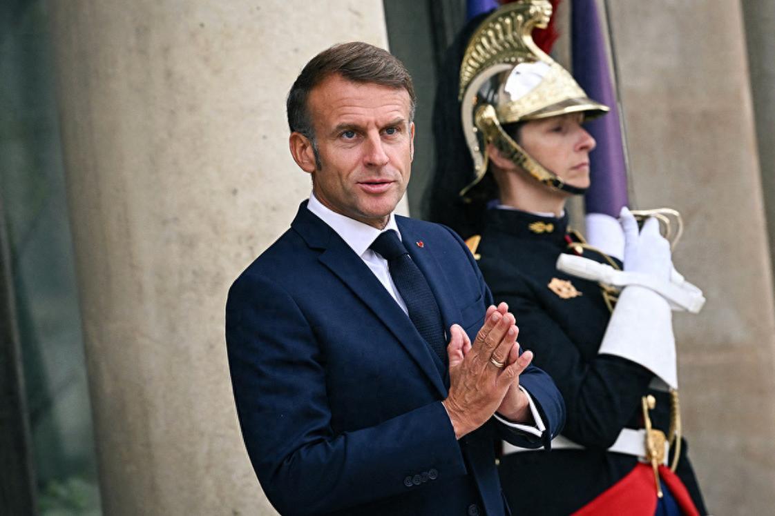 马克龙威胁对中国发动关税战，他没料到中国会先下手为强
2025年12月初，马克龙