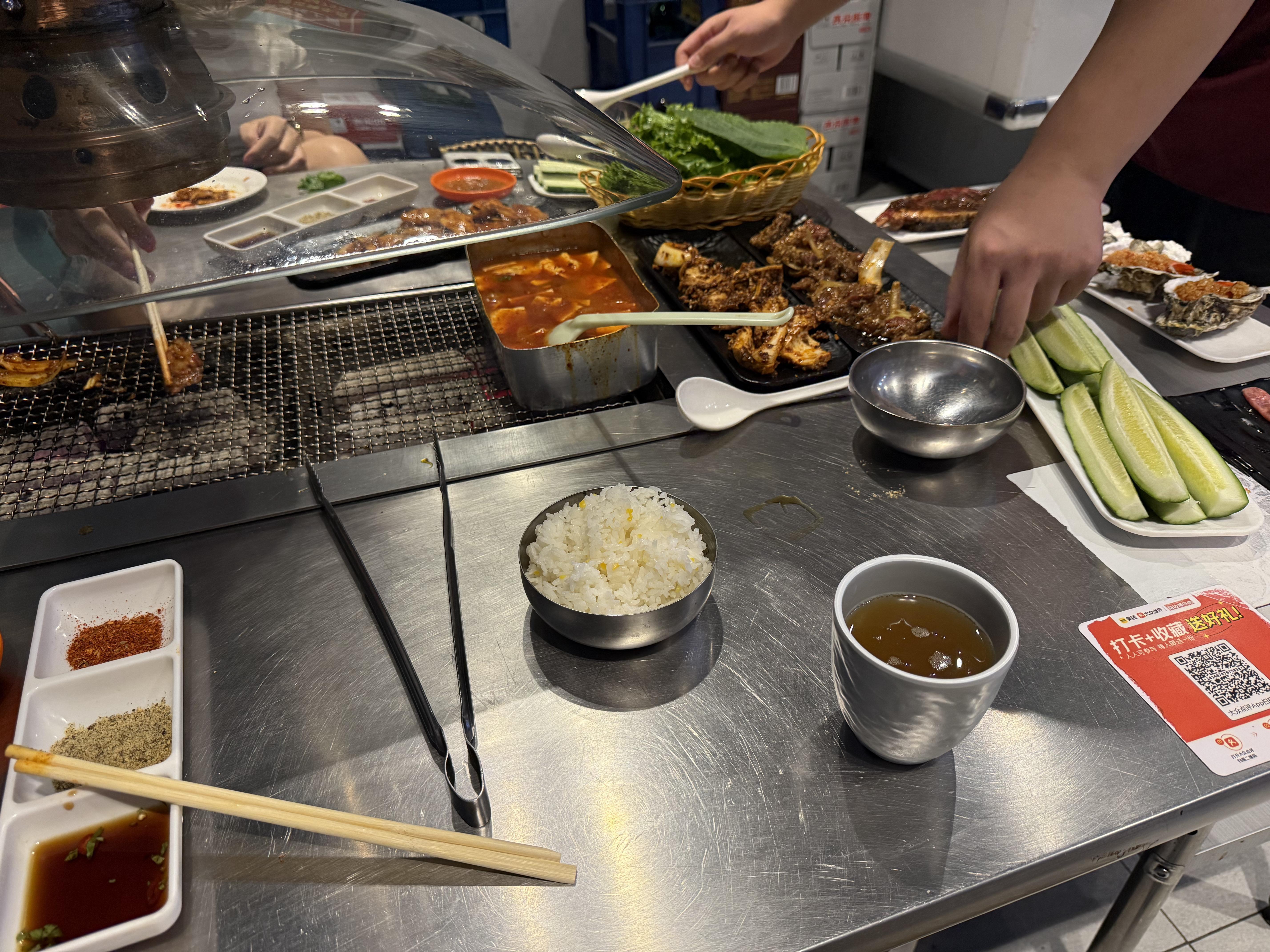 北京这个家路边烤牛肉这开了近二十年了味道还是那么好[色][色][色]  ​​​