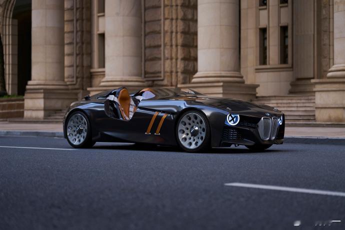 从路拍车身线条来看，宝马BMW 328 Hommage概念车简直就是一台猛兽，但