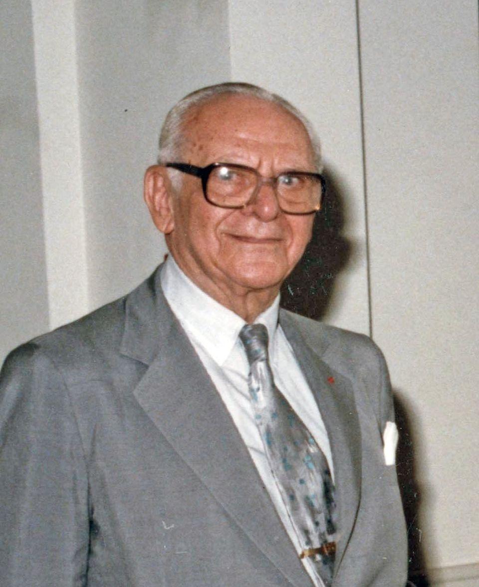 苏联是不是把俄罗斯带到了不属于他的高度？
一直以来，苏联的存在是不是把俄罗斯带到