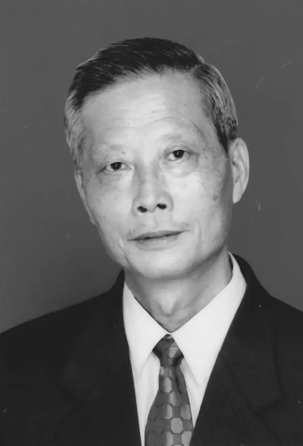 湖北最牛的国医大师梅国强突然去世了[祈祷]这位全国知名老中医今年一直还在坐诊怎么
