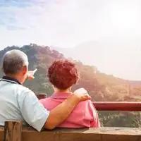 我最幸福的事

于我而言，最幸福的莫过于在疲惫工作后，与家人围坐共享晚餐的温馨时