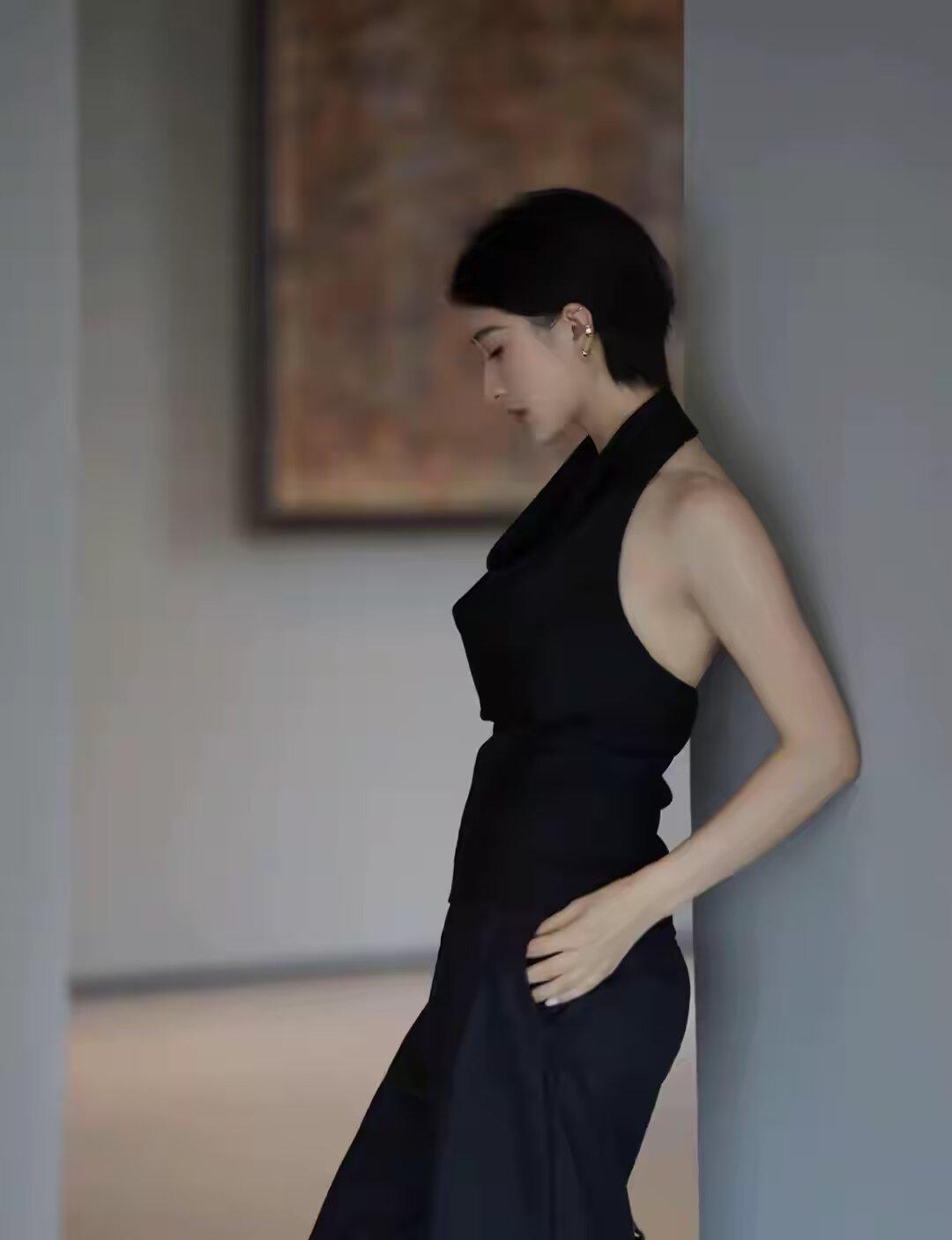 人的一生，就是自己说服自己，自己看见自己，自己给自己一个幸福的生命过程。