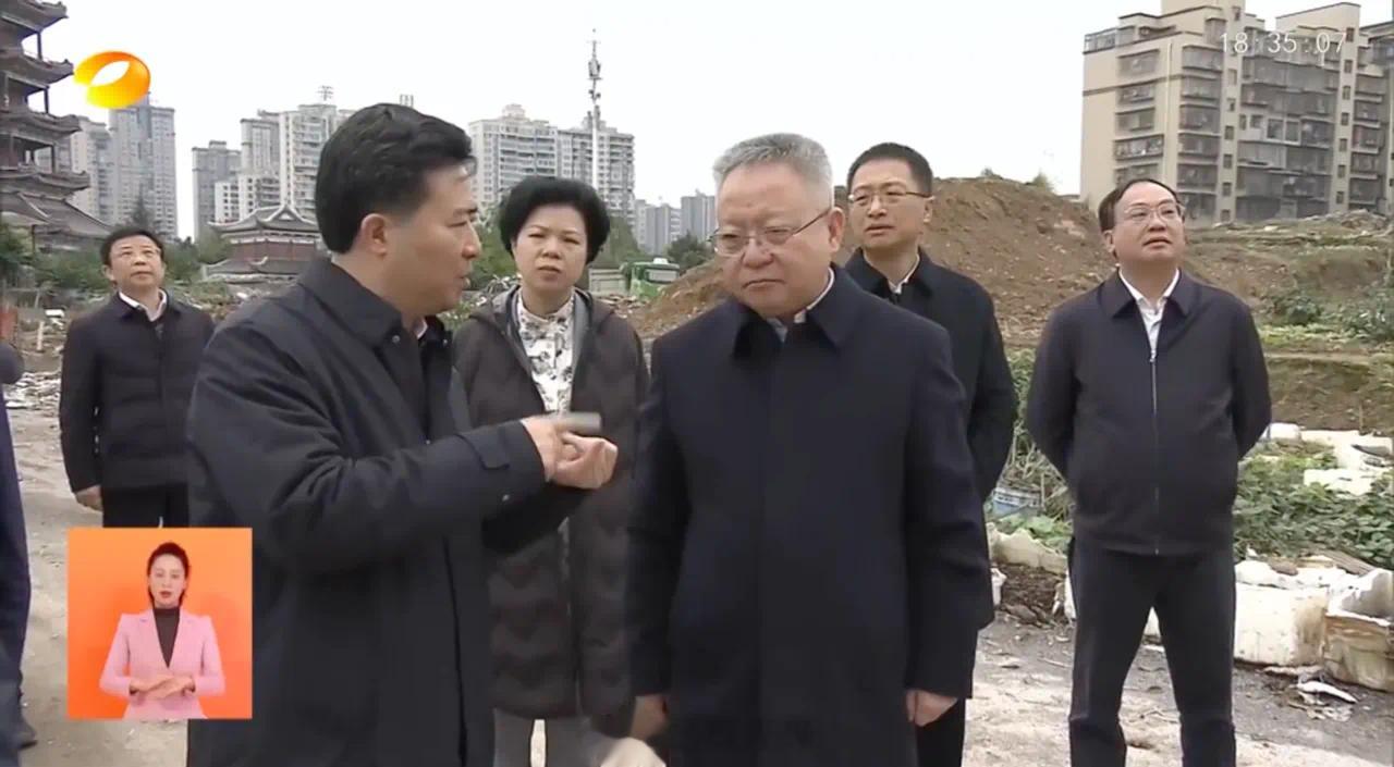 11月14日，湖南省委书记沈晓明在怀化调研。调研期间，沈晓明不打招呼暗访了鹤城区