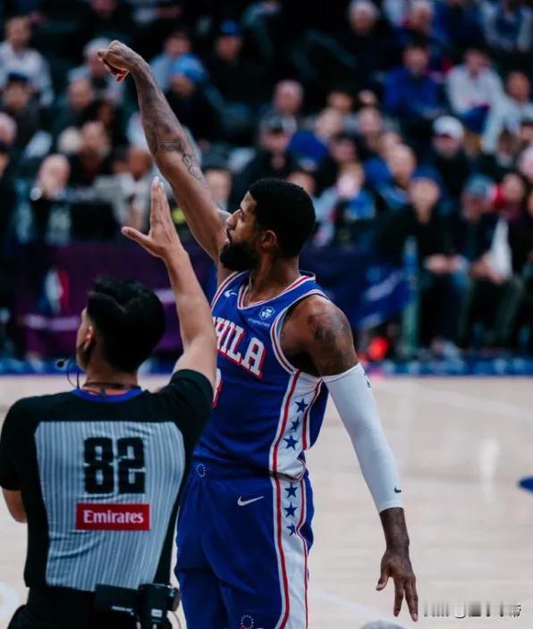 神一场鬼十场，保罗乔治梦回巅峰飙进9记三分!

在今天76人与雄鹿的NBA常规赛