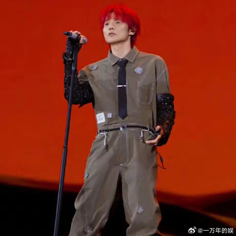 我宣布，我再也不听李荣浩的演唱会了，不是不好听，也不是质量低，而是最后的《不将就