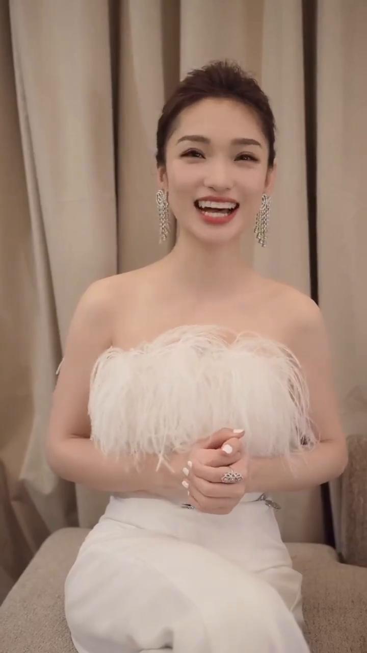 刚刚主持完了这一次的tfboys十年之约演唱会，你们都看了吗？我看到很多的朋友都