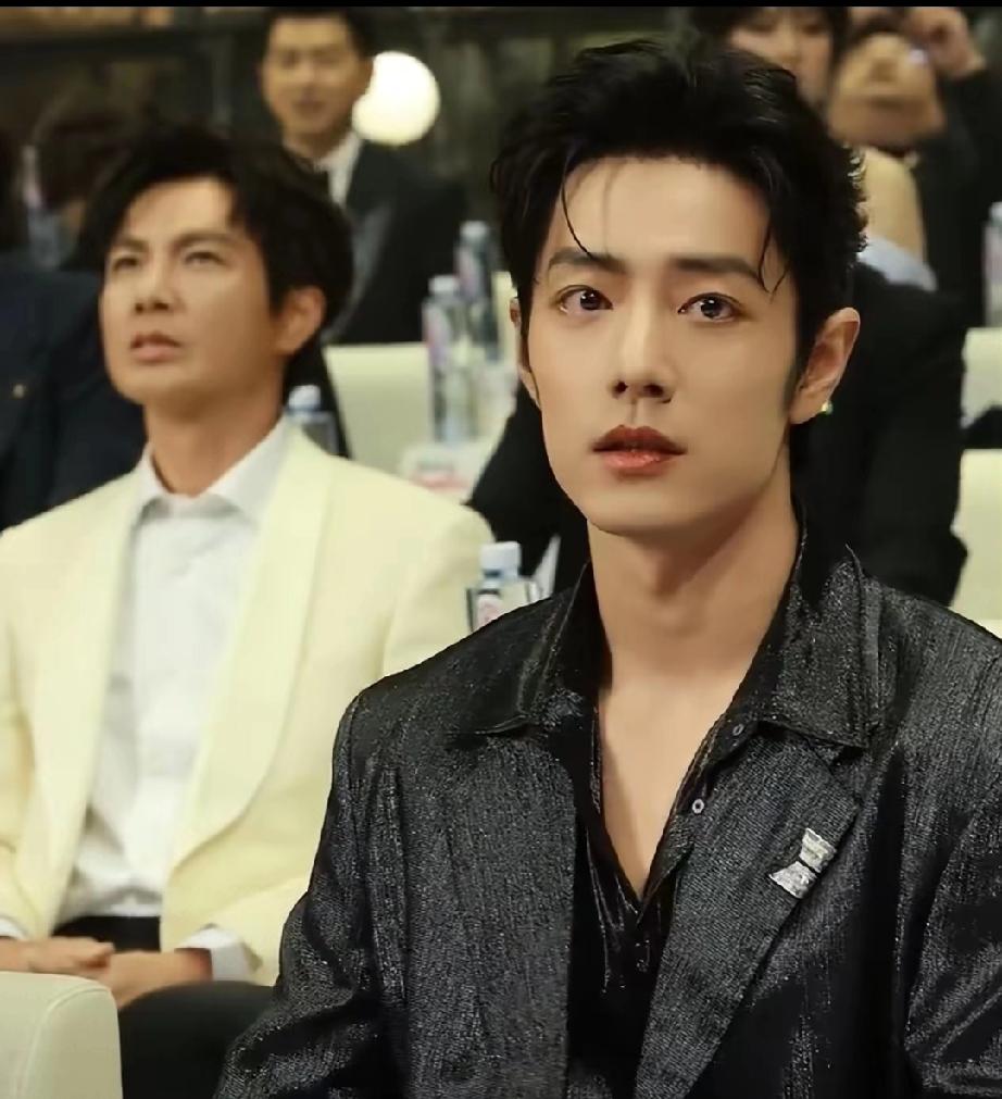 上海品质盛典名场面！肖战与孙俪邻座，顶流地位藏不住
 
     上海电视剧品质