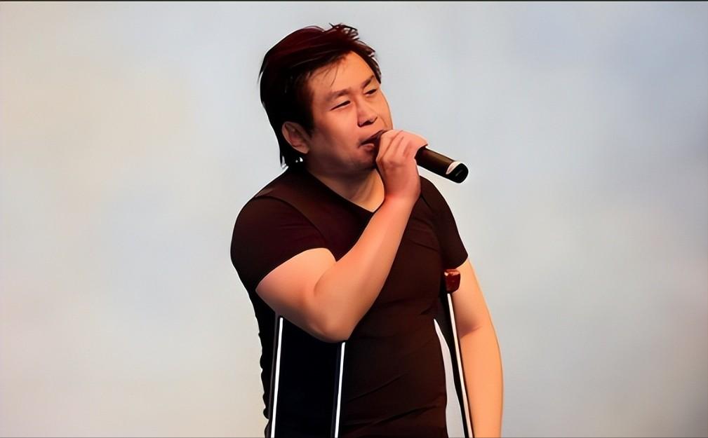 最近郑智化这事教会我们三个道理：

1、别盲目相信