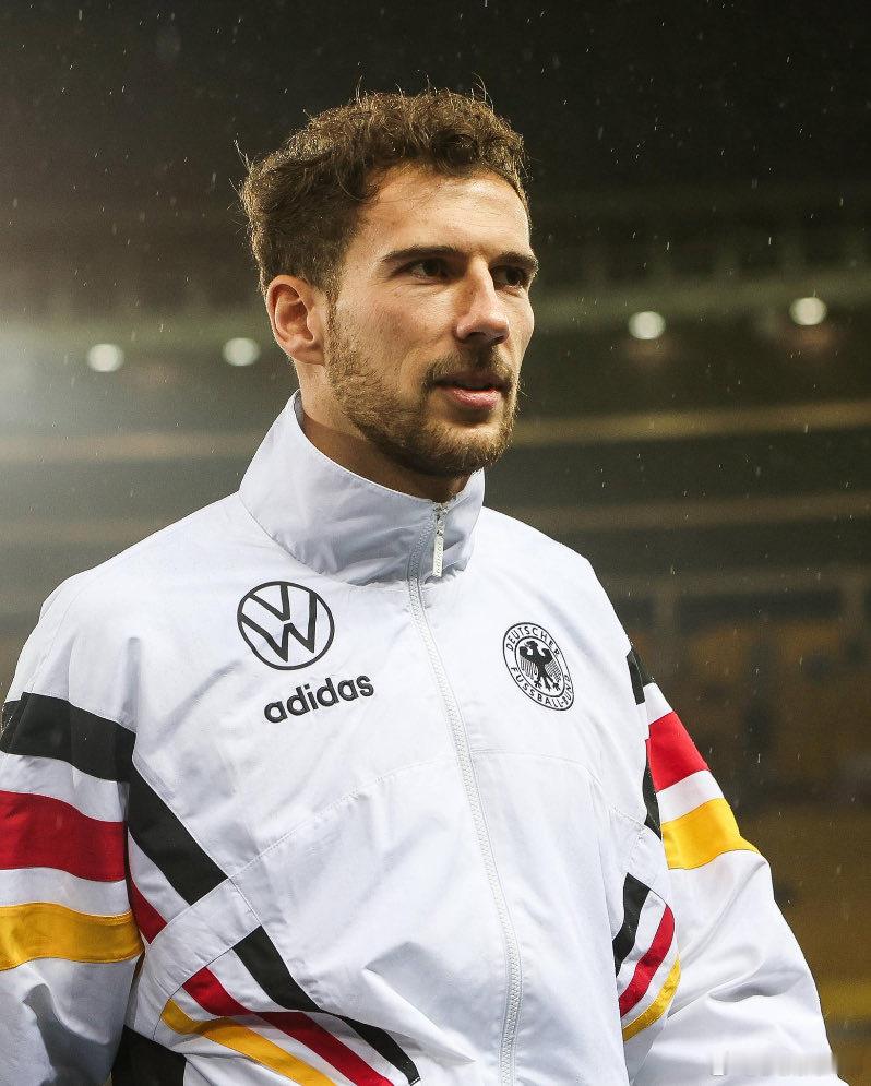 🚨萊昂·格列茨卡決定留隊至賽季結束，純粹基於競技考量，儘管馬德里競技已準備匹配