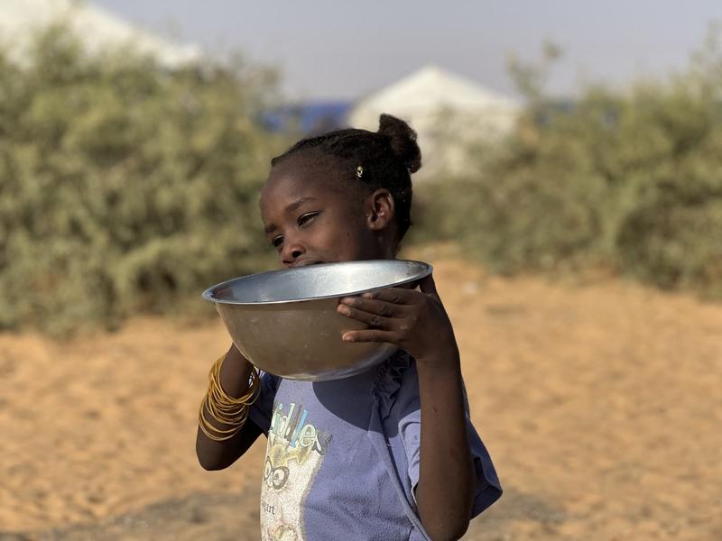苏丹人民苦难西方国家看不见，全国800多万儿童已经484天没有上学，他们本来有一