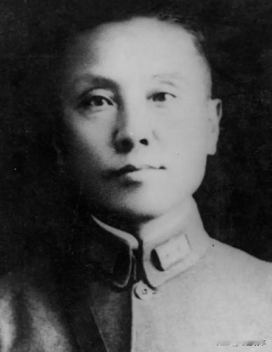 1931年，辽宁警务处长黄显声撕碎上级发来的不抵抗命令，带着警察撬开沈阳军火库，