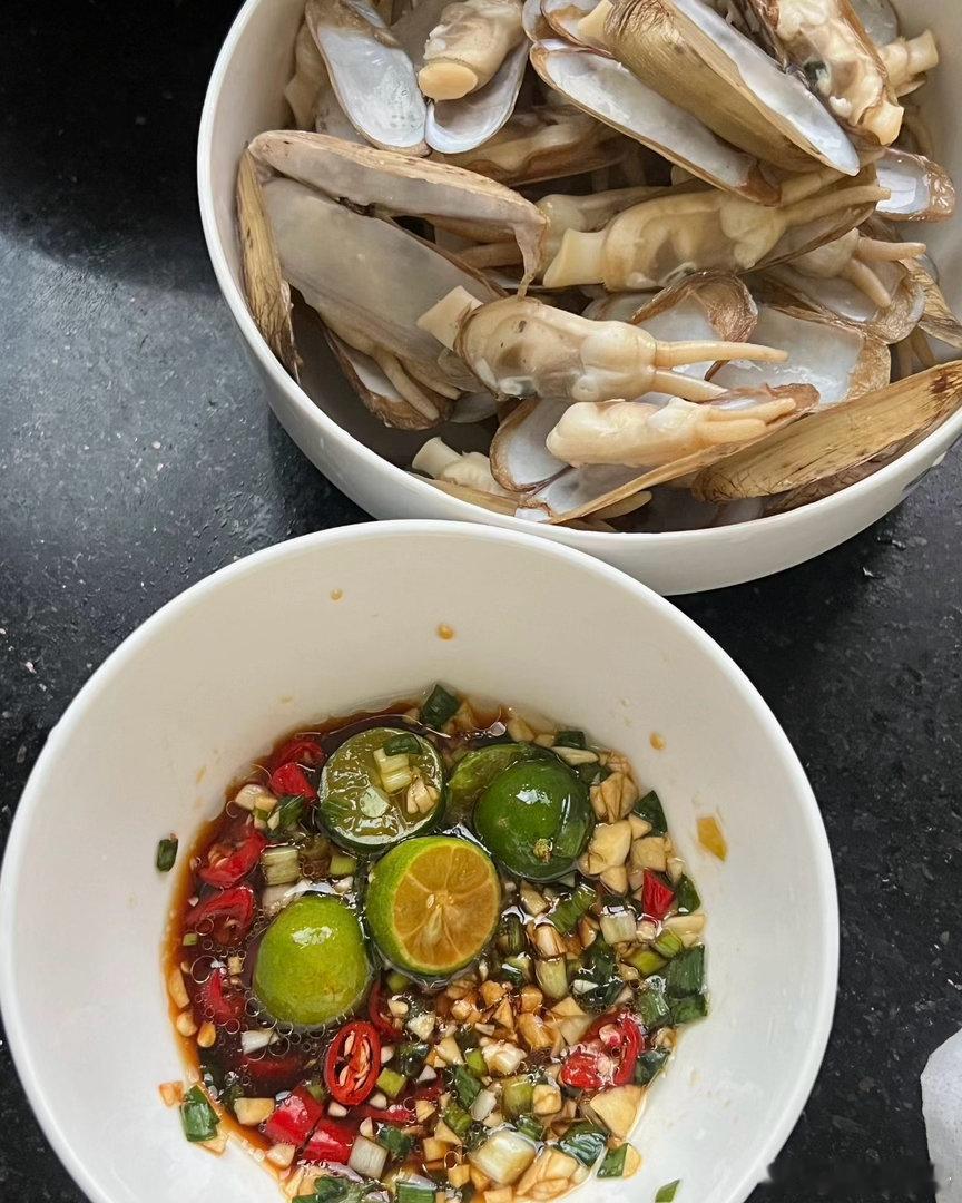 留子连夜都要抄走的蘸水配方百厨大战不搞复杂花哨的做法，都是日常实用的万能蘸料，涮