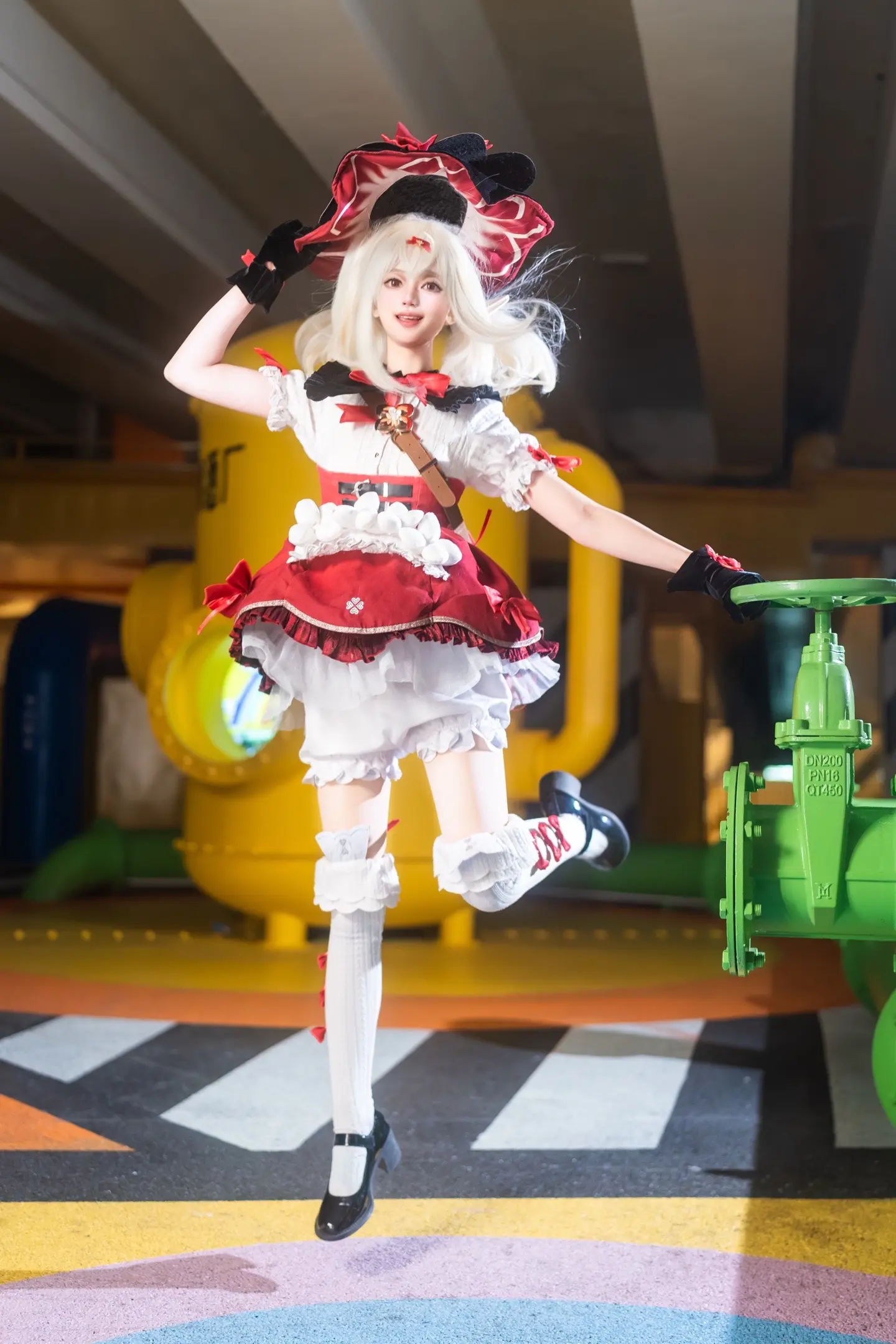 蝴蝶结有没有歪！？帮可莉看一眼好吗