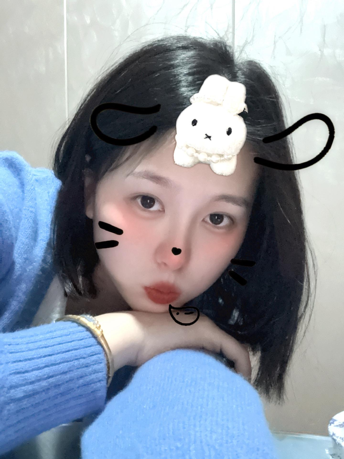 拥有时总是找不爱的证据 失去时又总是寻找爱过的痕迹