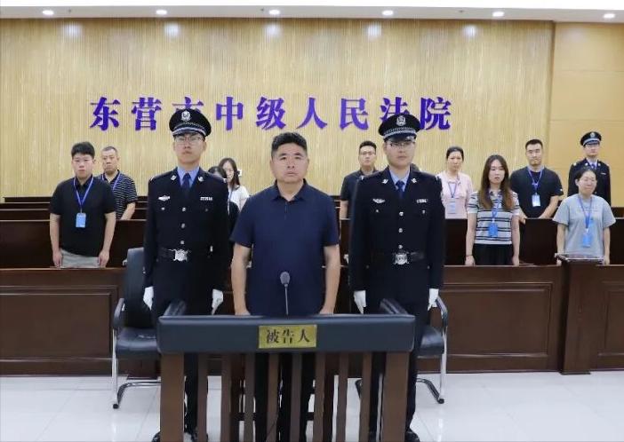 在落马11个月之后，周科迎来一审判决，他因受贿和滥用职权被判有期徒刑十年半，其受