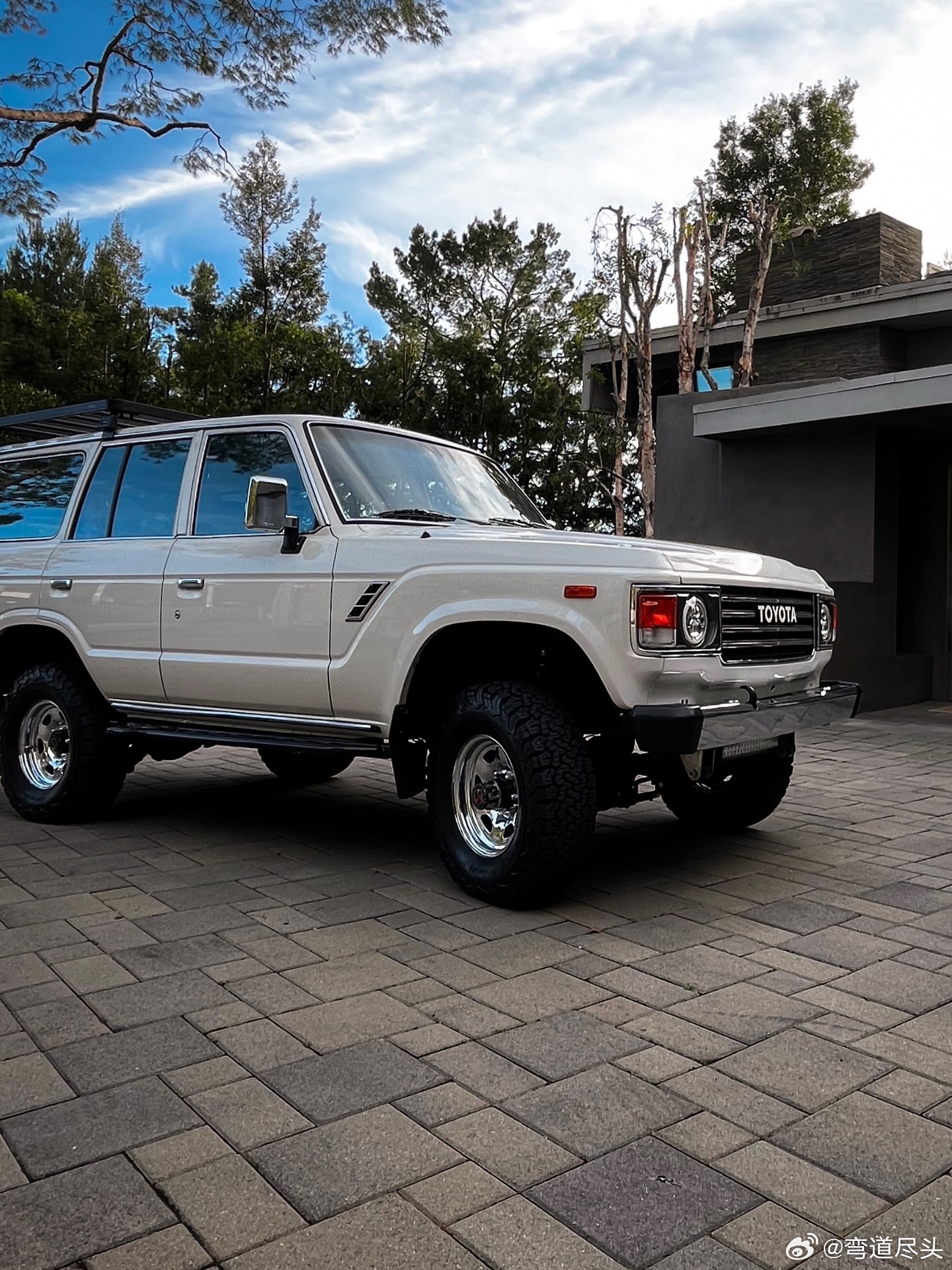 陆地巡洋舰  The unicorn 1983 Toyota Land Crui