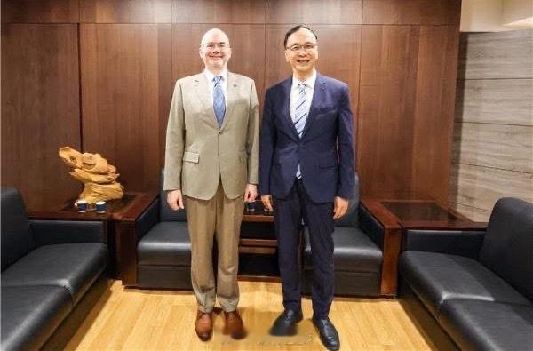 美国在台协会的谷立言与朱立伦会面，讨论所谓美国对韧性、安全且具连结性的台湾长久支