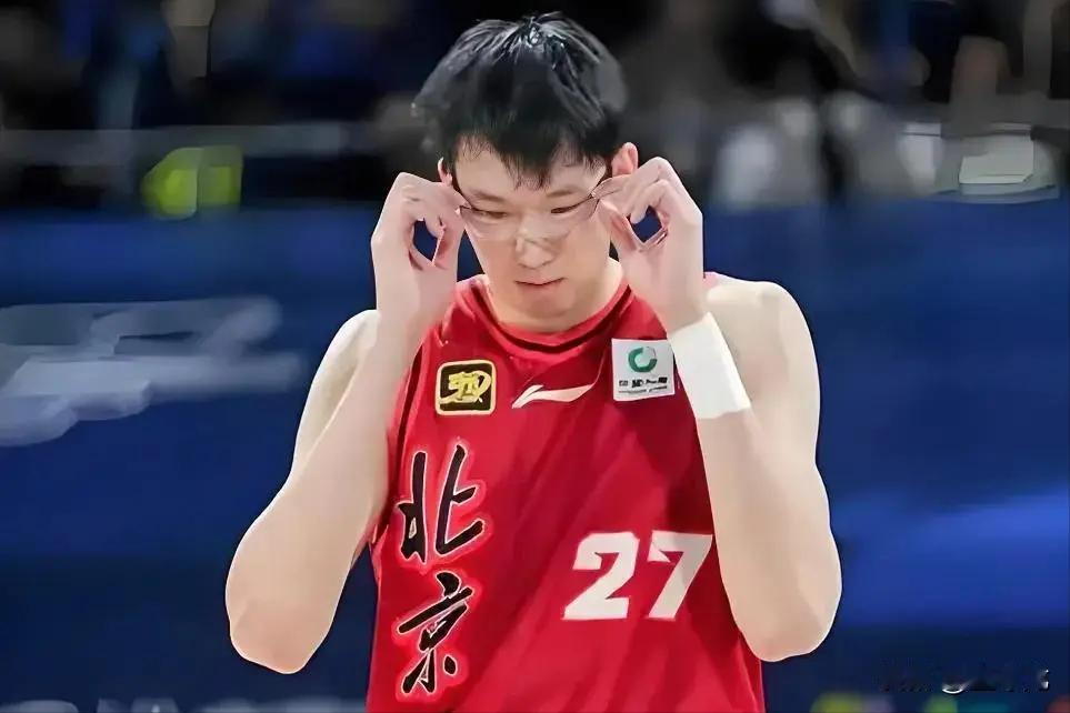 够忙的，ＣＢＡ总冠军分身有术。

据浙媒消息，6月7日至13日，广厦男篮主教练聂