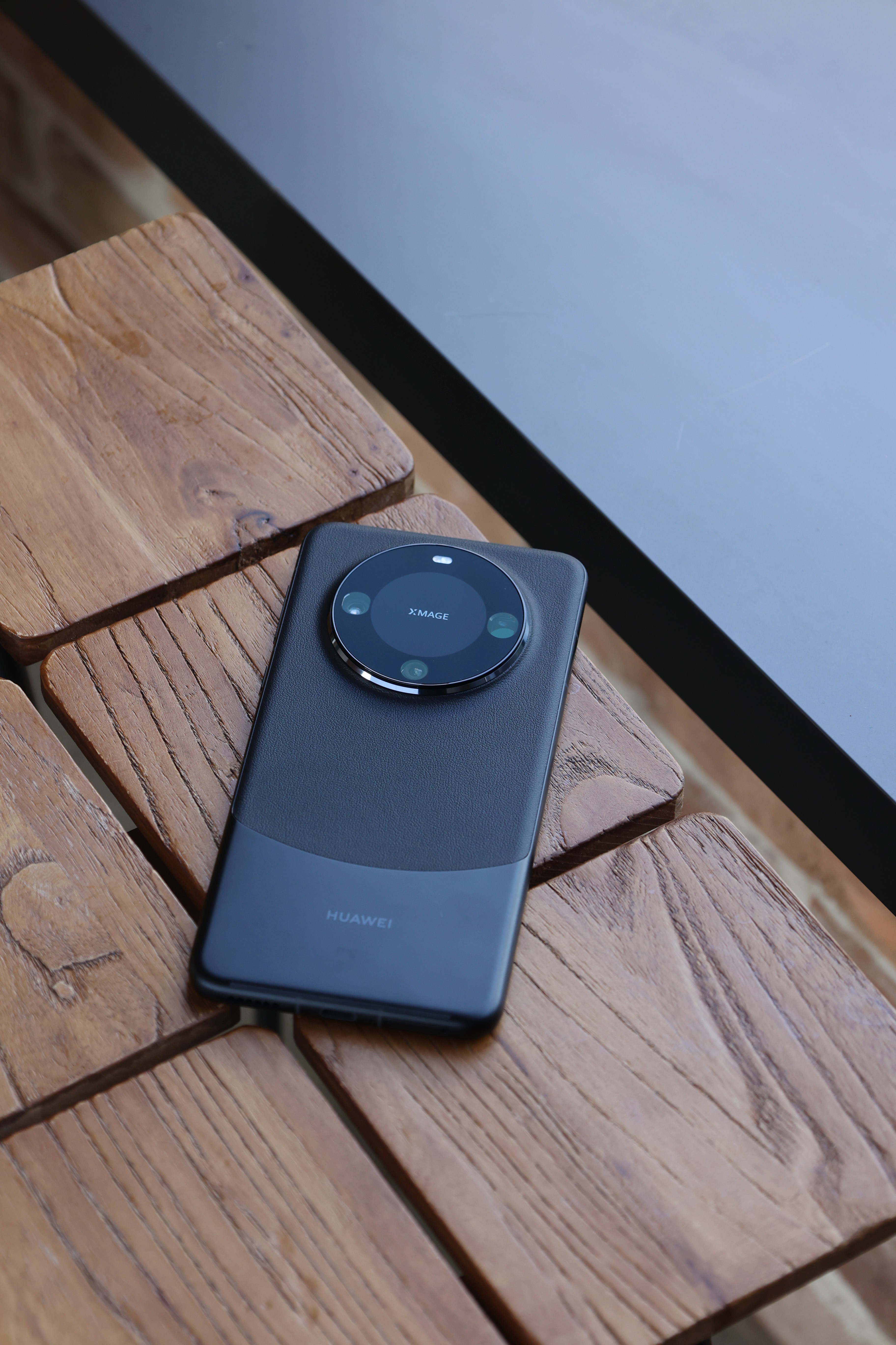 #Mate60绝美#终于等到Mate 60了！除了强大的软硬件和功能以外，机身自