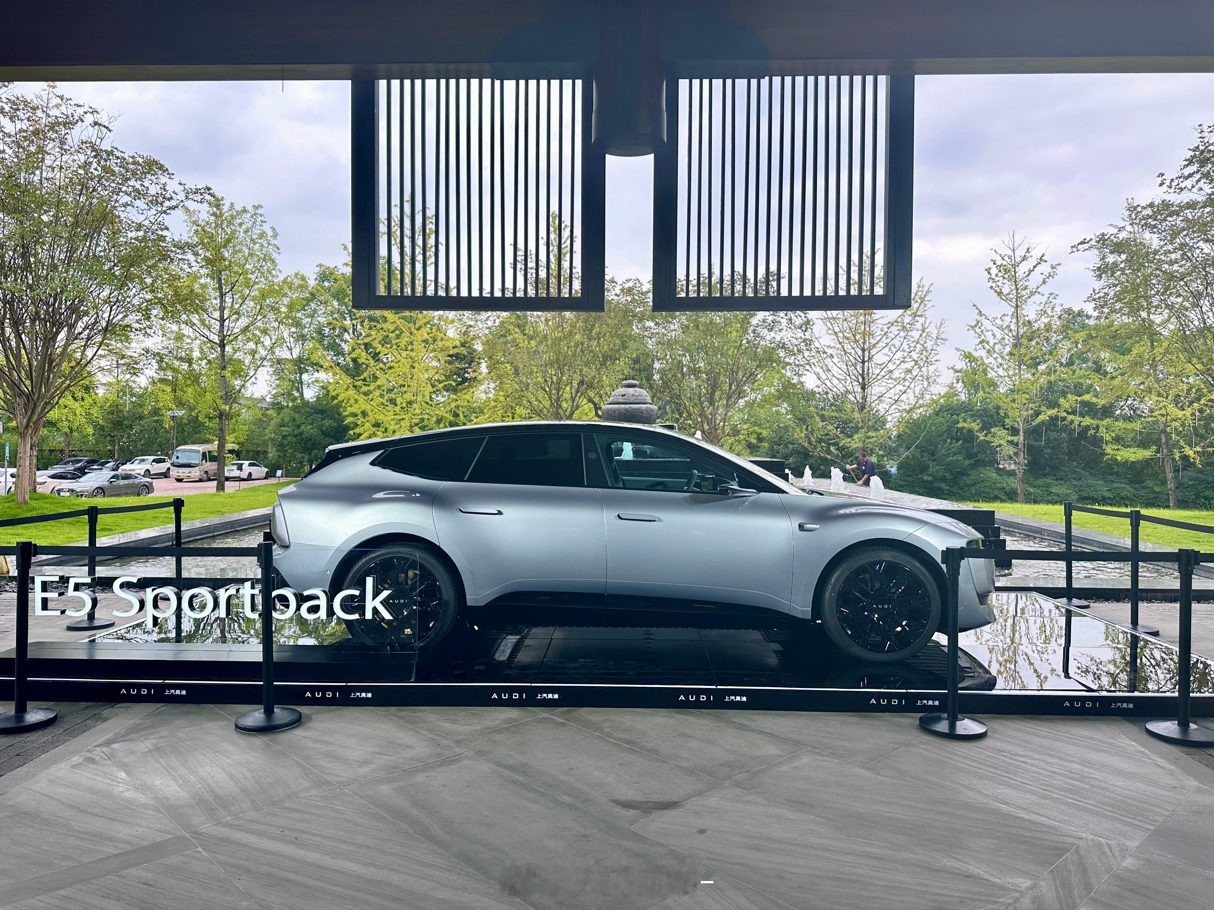 肉丸日记📔 俺来啦明天试驾奥迪E5 Sportback[羞嗒嗒]大家有什么想知