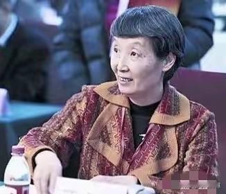 读完汪东兴女儿汪小燕说的这一段话，心灵感受到强烈的震撼，老人家的人格魅力太大了，