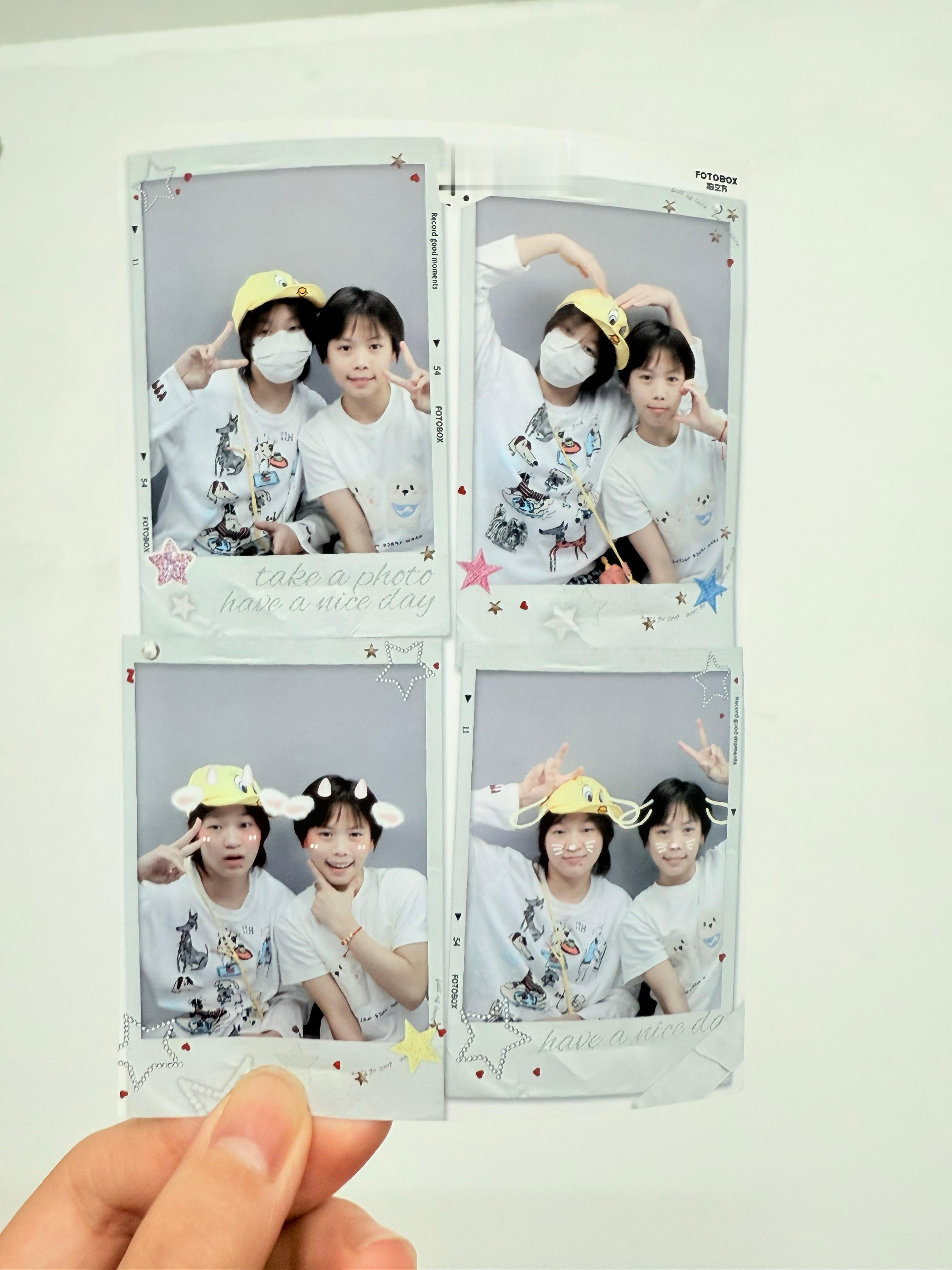 [照相机][yeah][老师爱你][左哼哼] ​​​