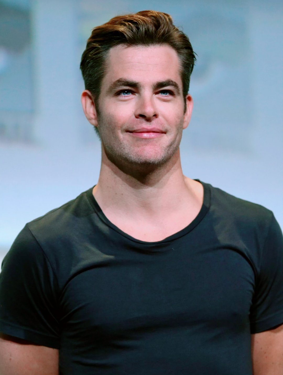 国际上我最喜欢的三位演员，或许他们能代表我的审美。克里斯派恩，蒂莫西查拉梅，凯特