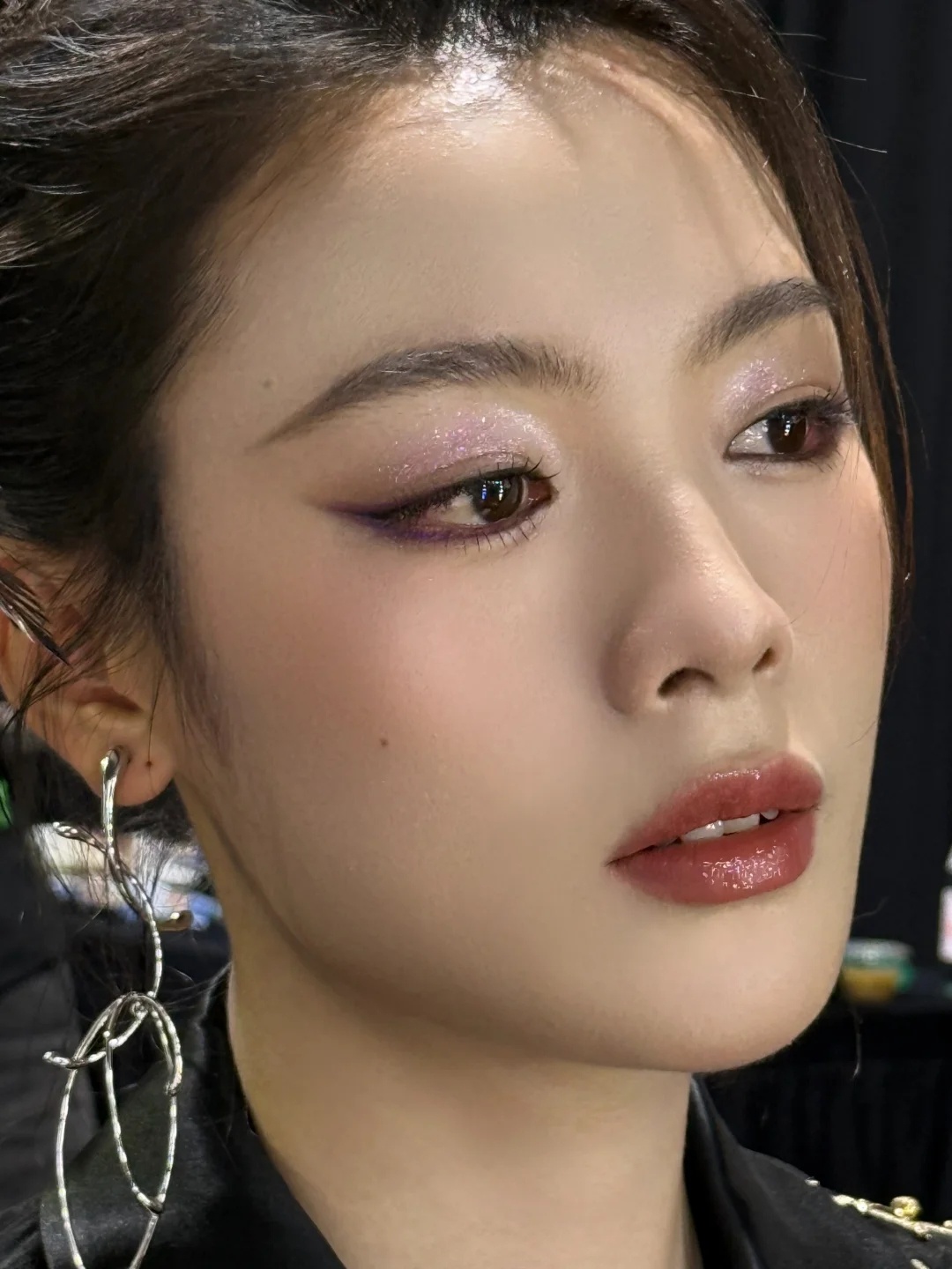 陈丽君这个妆造又美又飒 ​​​