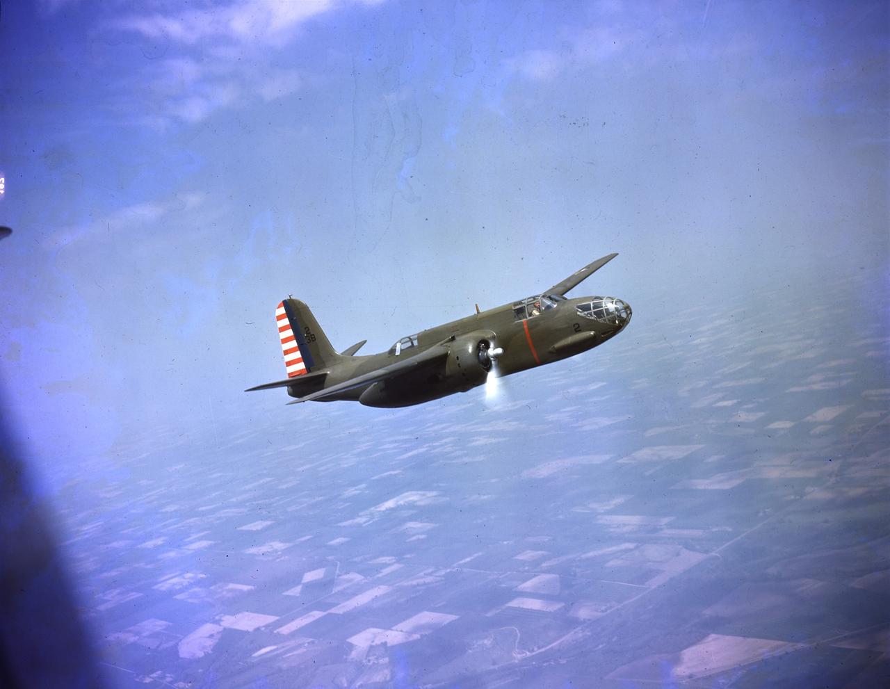 1941年，美国陆军航空队第3轰炸机大队的一架 A-20A“浩劫”轰炸机正在执行