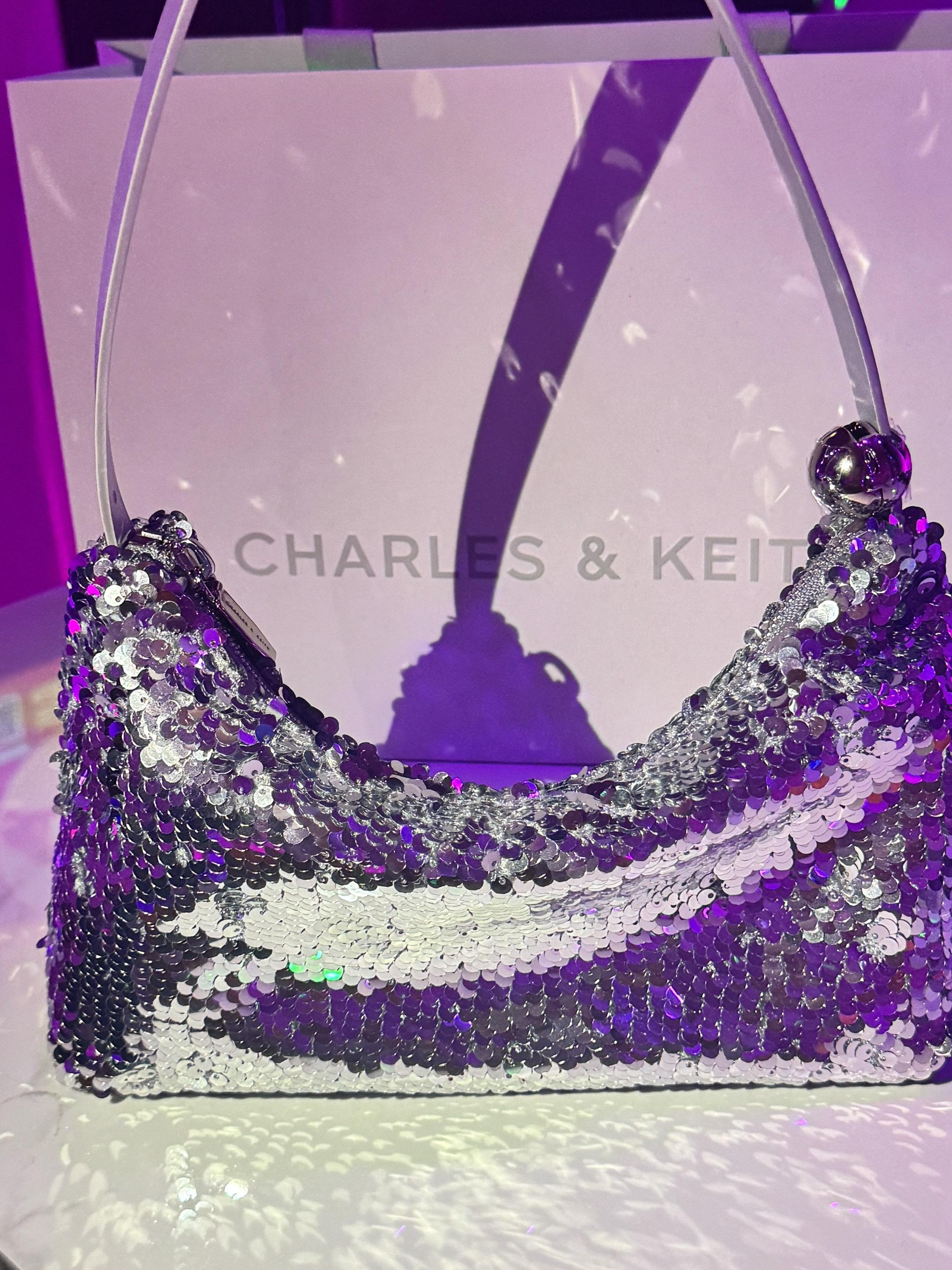 这个世界什么都是假的