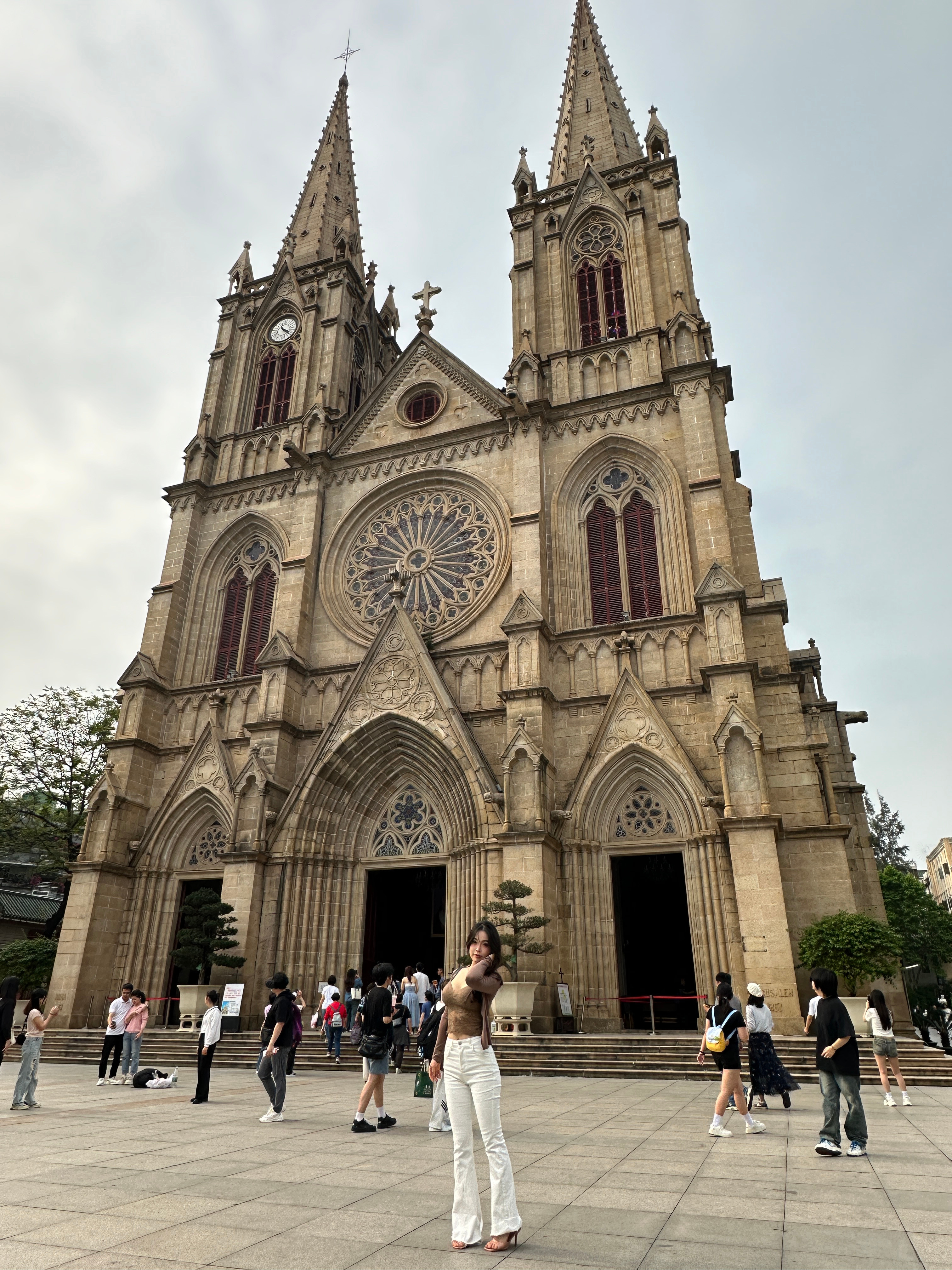 又见苗苗咯​​​