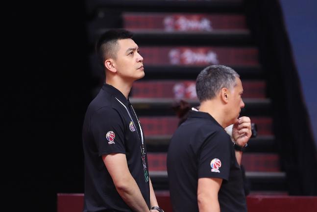 媒体人：辽篮的离谱表现耐人寻味，杨鸣辞职也算解脱1月26日讯 今日，辽宁男篮官方