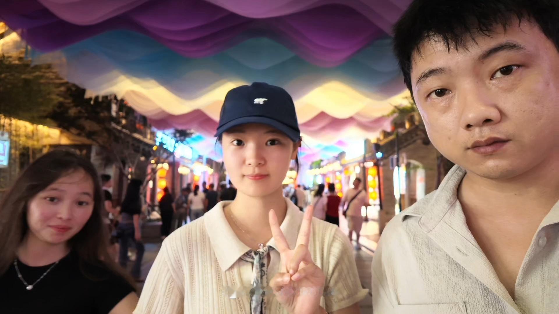相识之初，她们还是未成年的小孩，现在已经成大人了[允悲] ​​​